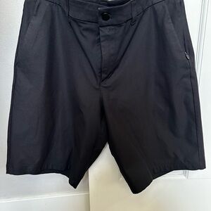 Lululemon Warpstreme Commission Short Size 33 Black. Inseam 10.5”.